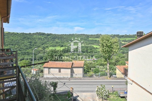 appartamento in vendita a Baschi