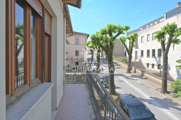 appartamento in vendita a Baschi