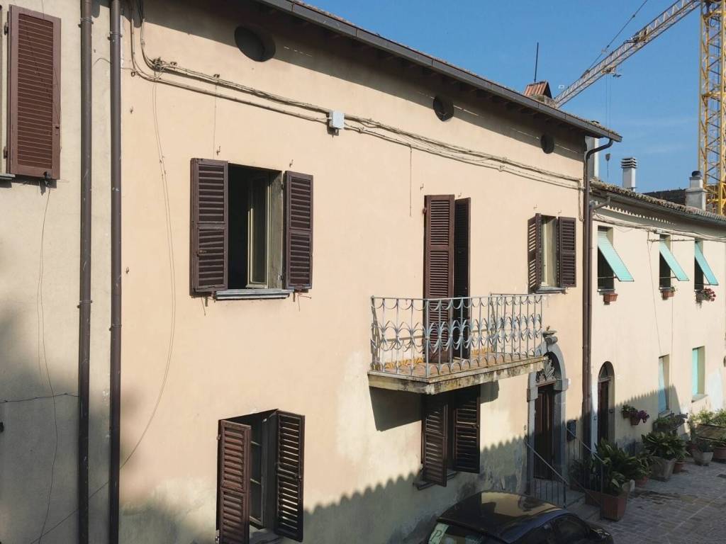 casa indipendente in vendita a Baschi