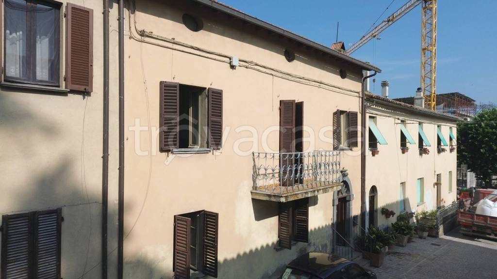 appartamento in vendita a Baschi