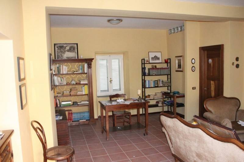 appartamento in vendita a Baschi