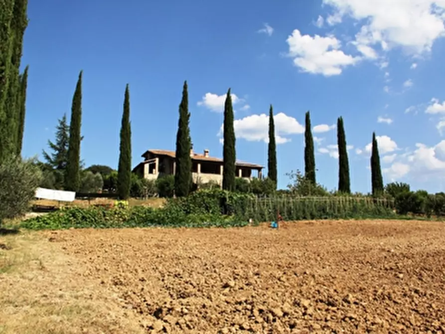 casa indipendente in vendita a Baschi