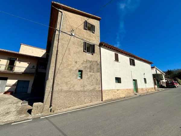 appartamento in vendita a Baschi