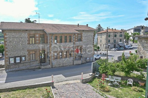 appartamento in vendita a Baschi