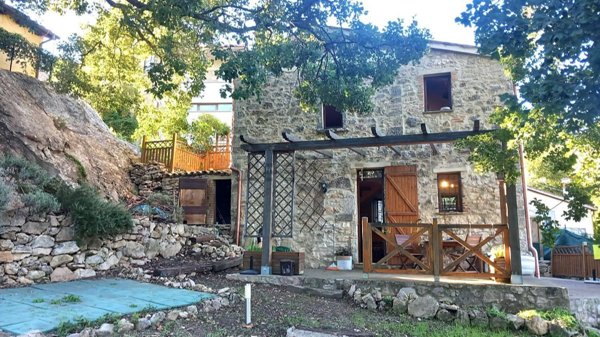 appartamento in vendita a Baschi