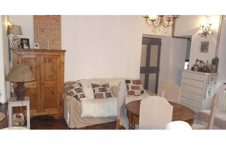 appartamento in vendita a Baschi