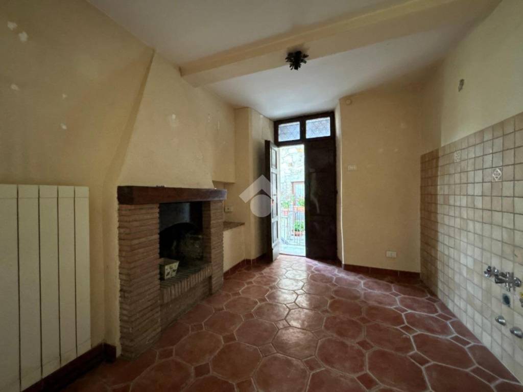 appartamento in vendita a Baschi