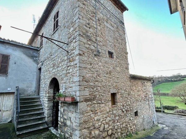 appartamento in vendita a Baschi