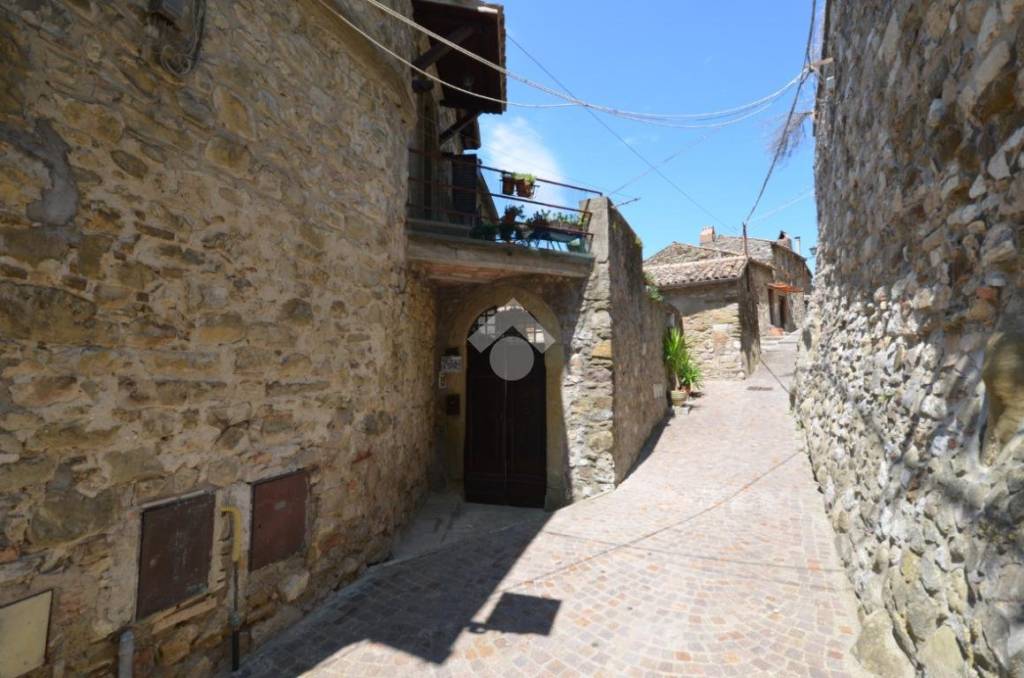 appartamento in vendita a Baschi