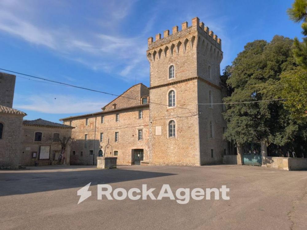 casa indipendente in vendita a Baschi