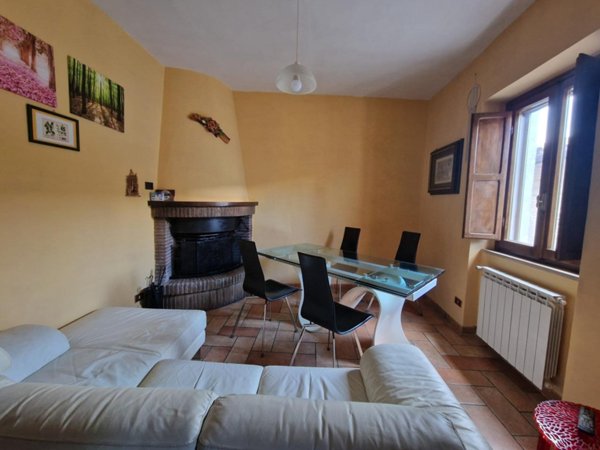 appartamento in vendita a Baschi