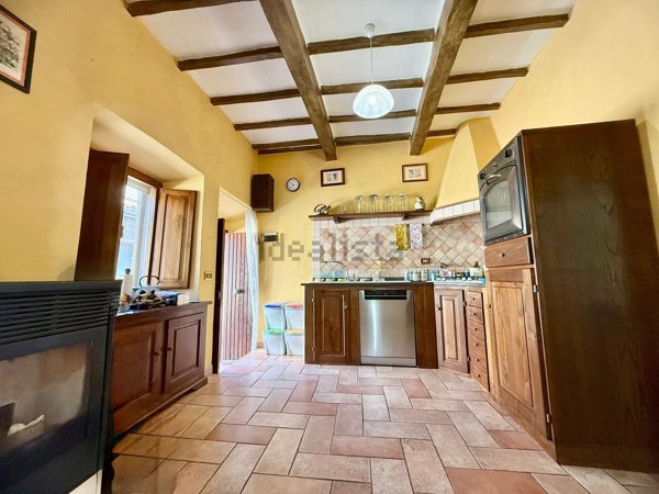 appartamento in vendita a Baschi