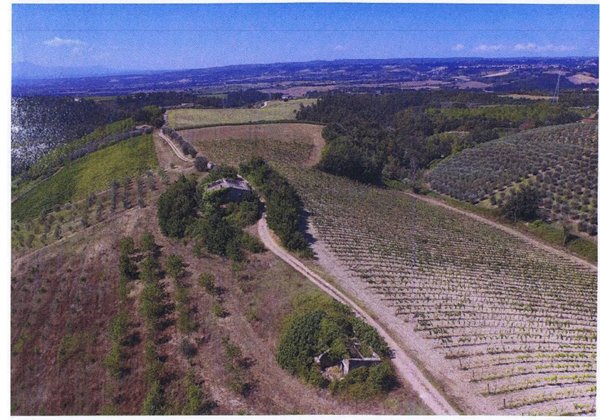 casale in vendita a Baschi