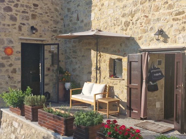 casa indipendente in vendita a Baschi
