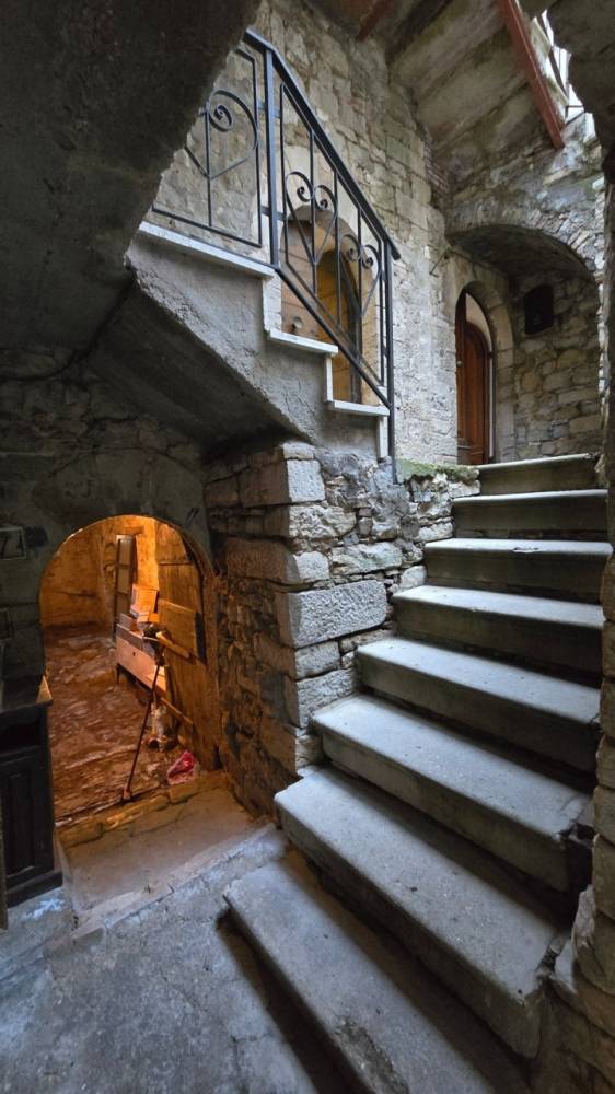 appartamento in vendita a Baschi