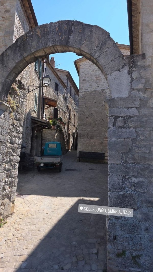 appartamento in vendita a Baschi