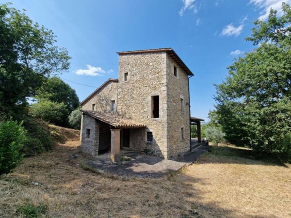 casa indipendente in vendita a Baschi