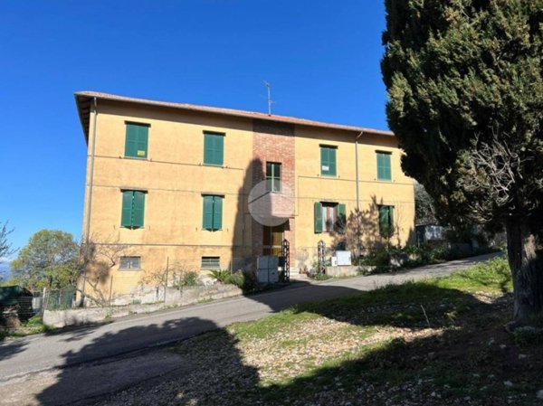 appartamento in vendita a Calvi dell'Umbria