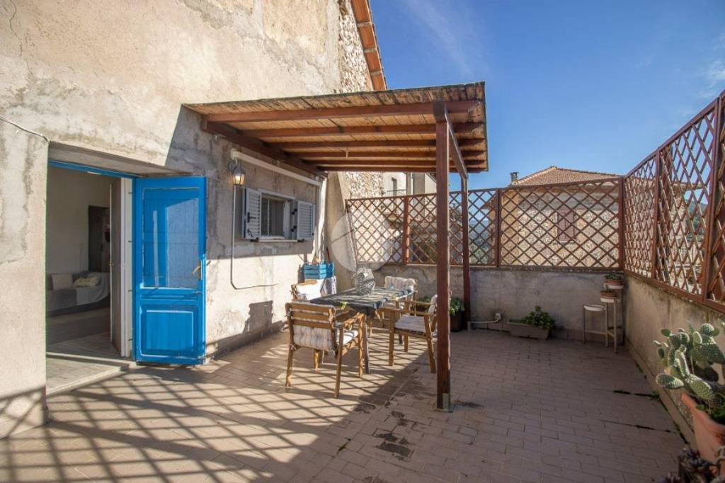 appartamento in vendita a Calvi dell'Umbria