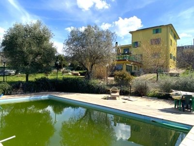 casa indipendente in vendita a Calvi dell'Umbria