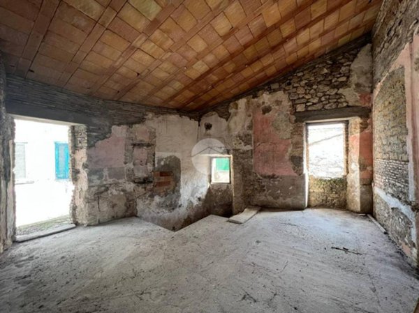 appartamento in vendita a Calvi dell'Umbria