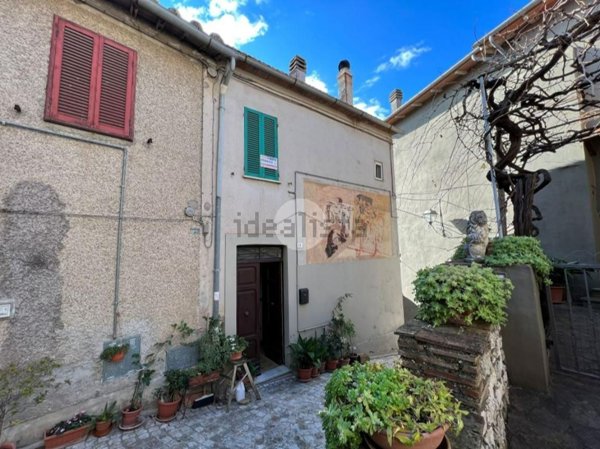 appartamento in vendita a Calvi dell'Umbria