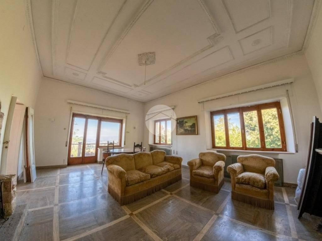 casa indipendente in vendita a Calvi dell'Umbria