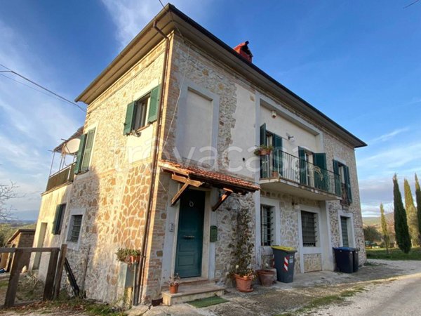 casa indipendente in vendita a Calvi dell'Umbria in zona Santa Maria della Neve
