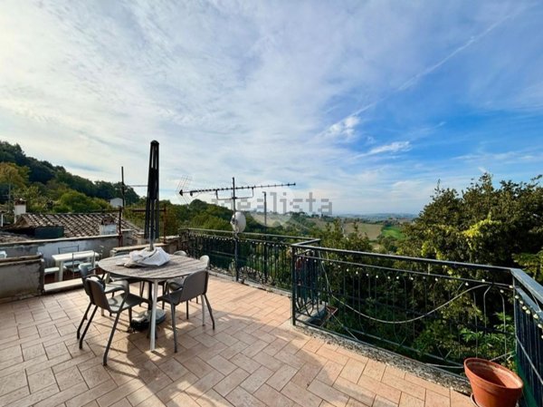 appartamento in vendita a Calvi dell'Umbria