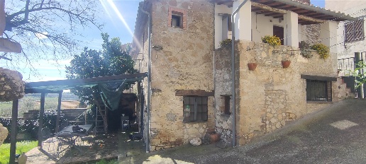 esavano in vendita a Calvi dell'Umbria