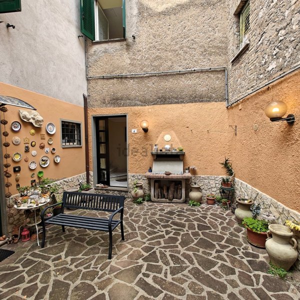 appartamento in vendita a Calvi dell'Umbria