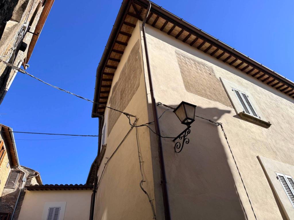 appartamento in vendita a Calvi dell'Umbria