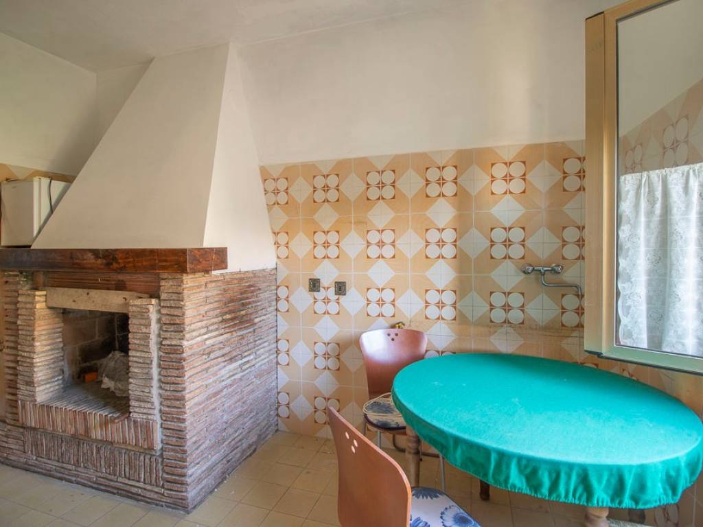 appartamento in vendita a Calvi dell'Umbria in zona Poggiolo