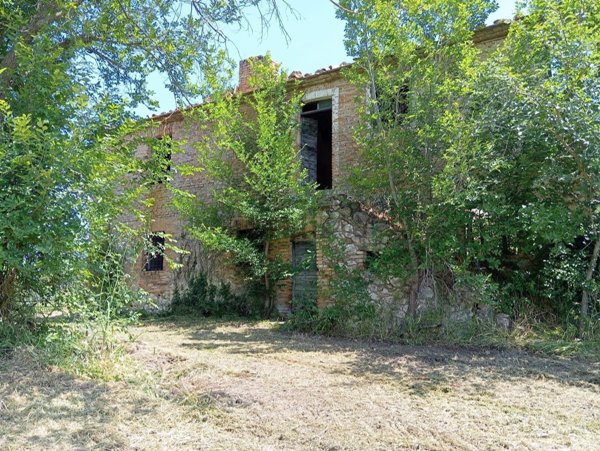 casale in vendita a Calvi dell'Umbria