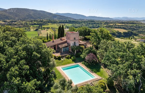 casa indipendente in vendita a Calvi dell'Umbria in zona Santa Maria della Neve