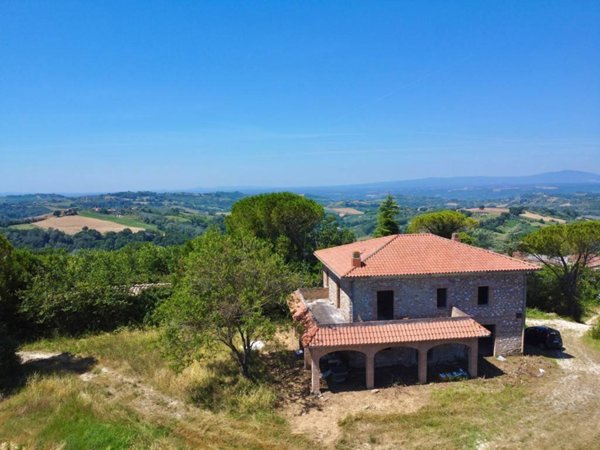 casa indipendente in vendita a Calvi dell'Umbria in zona Santa Maria della Neve