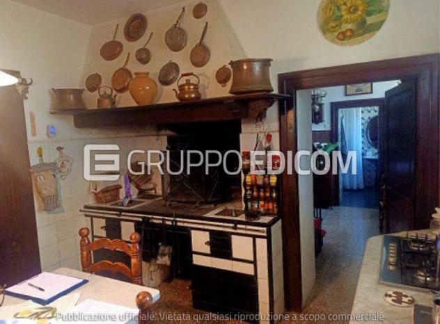 casa indipendente in vendita a Calvi dell'Umbria