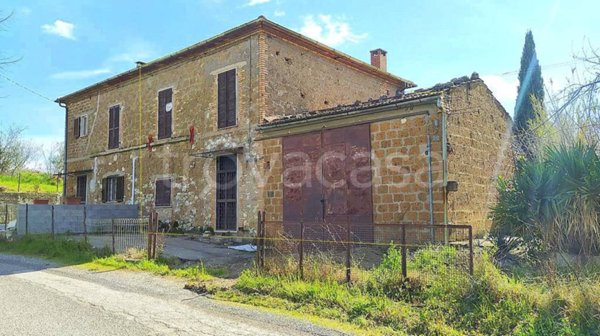 casa indipendente in vendita a Calvi dell'Umbria in zona Santa Maria della Neve