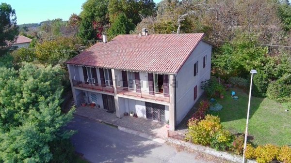 casa indipendente in vendita a Castel Giorgio