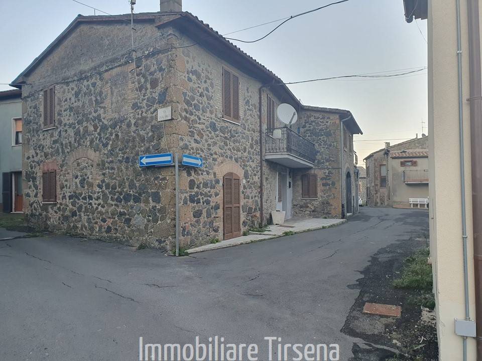 casa indipendente in vendita a Castel Giorgio