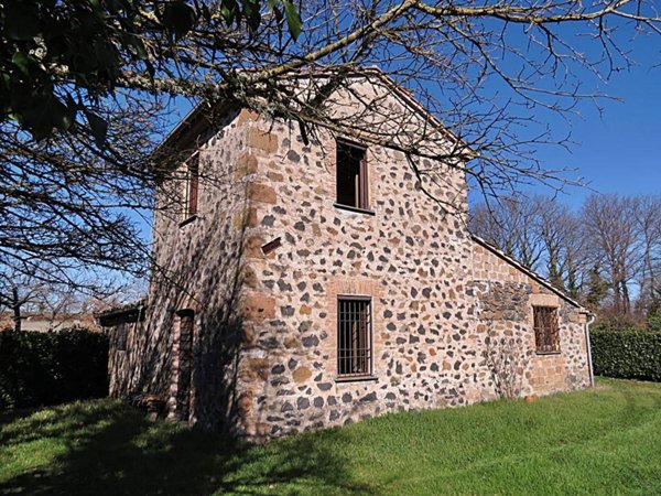 casa indipendente in vendita a Castel Giorgio