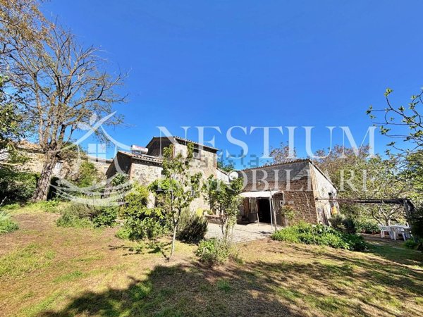 casa indipendente in vendita a Castel Giorgio in zona Casa Perazza