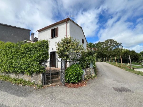 appartamento in vendita a Castel Giorgio