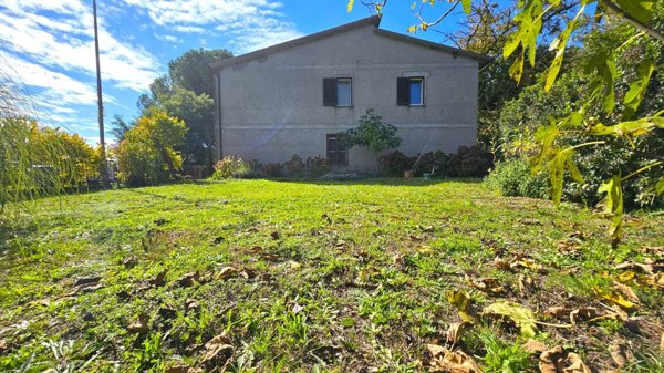 casa indipendente in vendita a Castel Giorgio