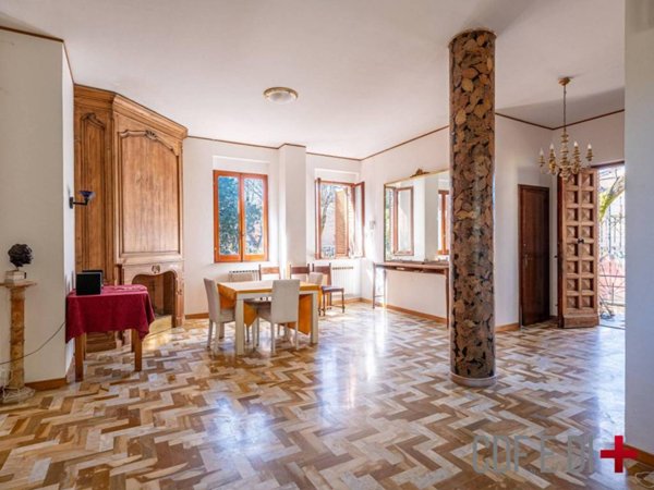 casa indipendente in vendita a Castel Viscardo