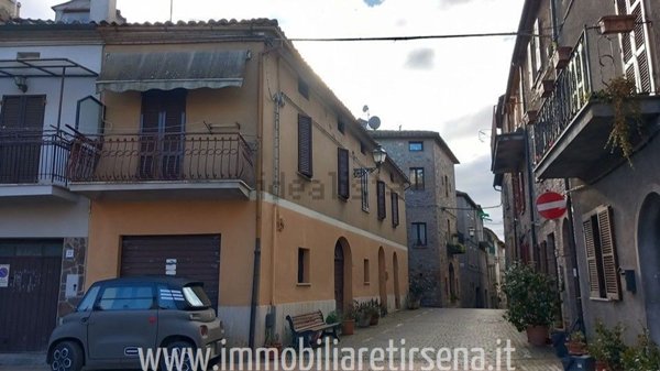appartamento in vendita a Castel Viscardo in zona Monterubiaglio