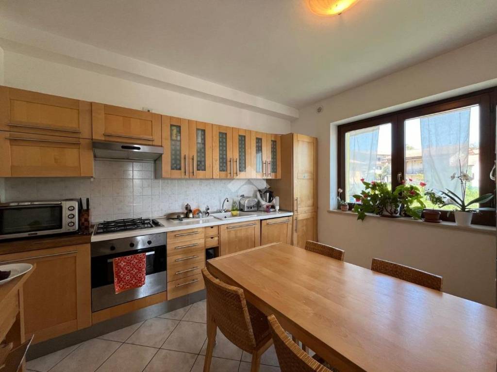casa indipendente in vendita a Castel Viscardo in zona Viceno