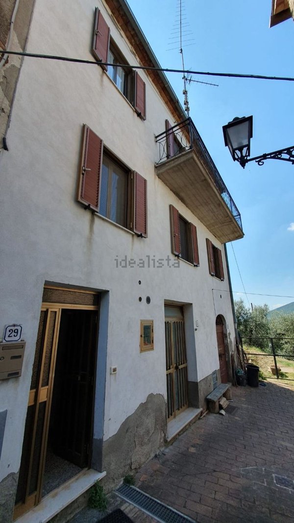 casa indipendente in vendita a Castel Viscardo in zona Monterubiaglio