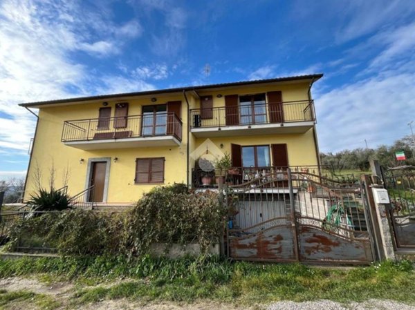 casa indipendente in vendita a Castel Viscardo in zona Viceno