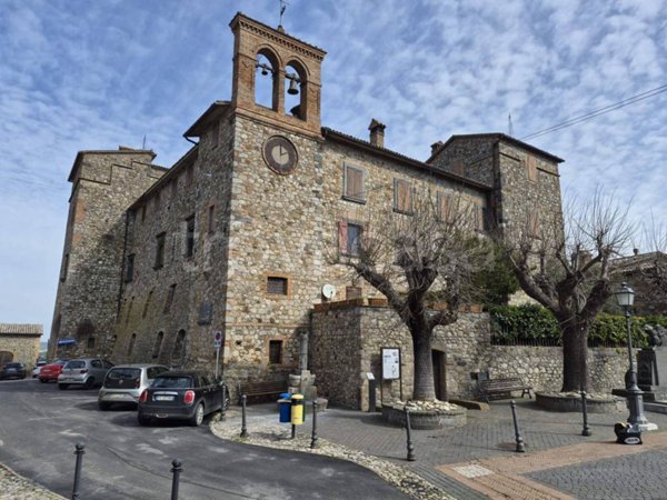 appartamento in vendita a Castel Viscardo in zona Monterubiaglio